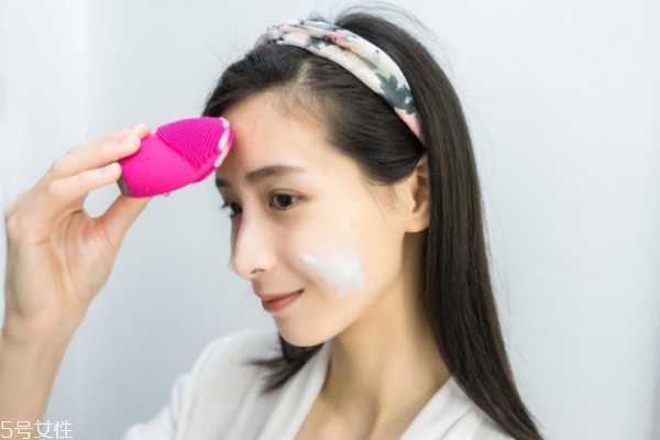 电离子美容仪什么原理 电离子美容仪适用人群