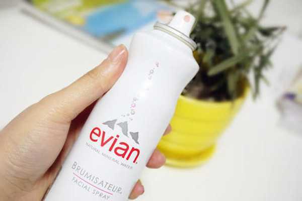 依云矿泉水喷雾有刺激性吗?适合敏感肌吗? 依云矿泉水喷雾有刺激性吗?适合敏感肌吗?