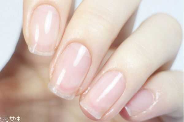 圆点爱心美甲教程 线条美甲教程