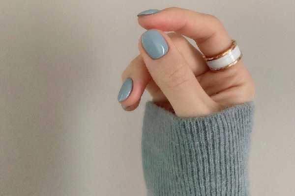 穿戴甲的胶水怎么卸掉 穿戴甲怎么卸