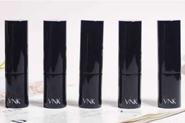vnk和稚优泉是什么关系？vnk口红的热门颜色