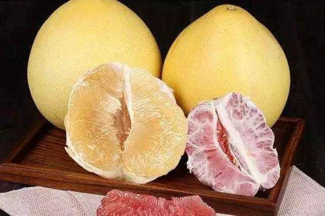 红柚子和白柚子区别