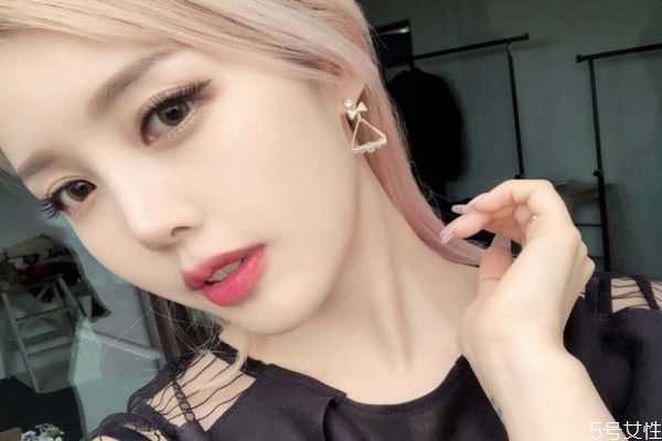 什么人适合化淡妆