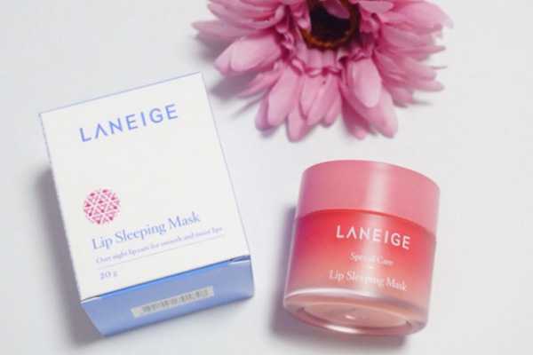 17岁护肤品套装哪个好 17岁护肤品套装哪个好