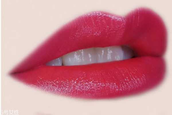 蜜丝佛陀魅惑润泽修护唇膏哪个颜色好看 蜜丝佛陀魅惑润泽修护唇膏哪个颜色好看