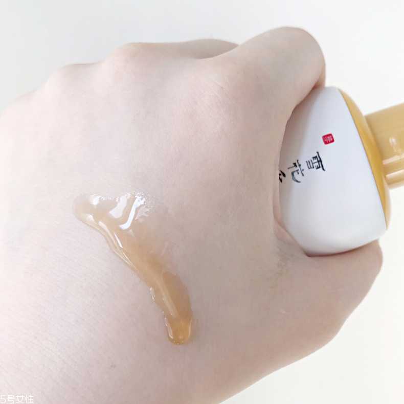 面部精华哪个牌子好？面部精华使用顺序