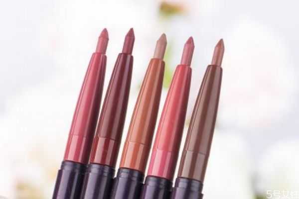 唇线笔有必要买吗？唇线笔和口红怎么配