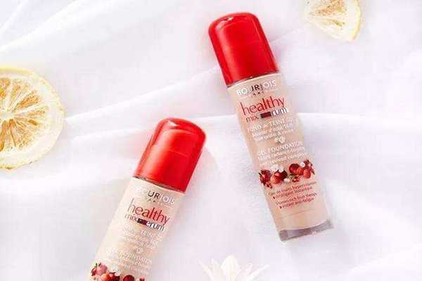 妙巴黎果疗精华啫喱粉底液