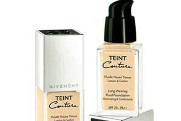 纪梵希魅力粉底液好用吗