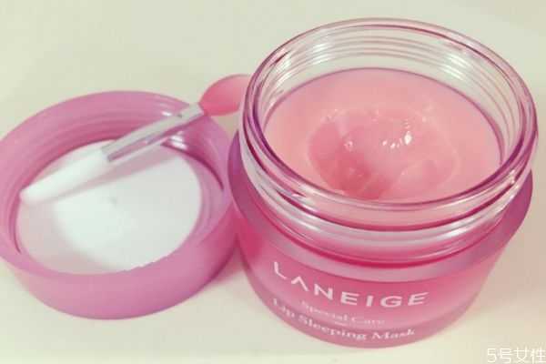 唇膜多久洗掉?唇膜能涂一个晚上吗 唇膜多久洗掉?唇膜能涂一个晚上吗