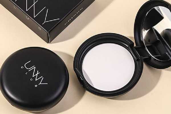 unny的粉饼好用吗 unny的粉饼好用吗