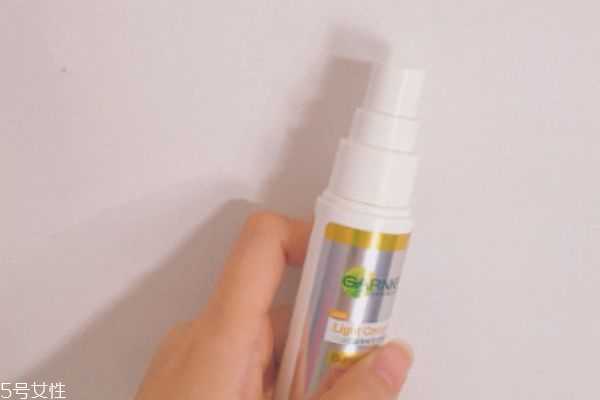 卡尼尔美白精华白天能用吗 卡尼尔美白精华白天能用吗