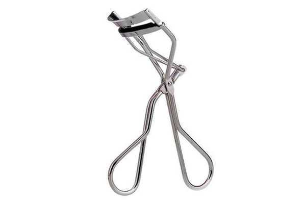 睫毛夹的效果可以保持多久 睫毛夹的效果可以保持多久