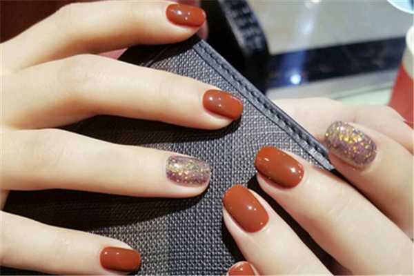 甲片能维持多久 甲片能维持多久