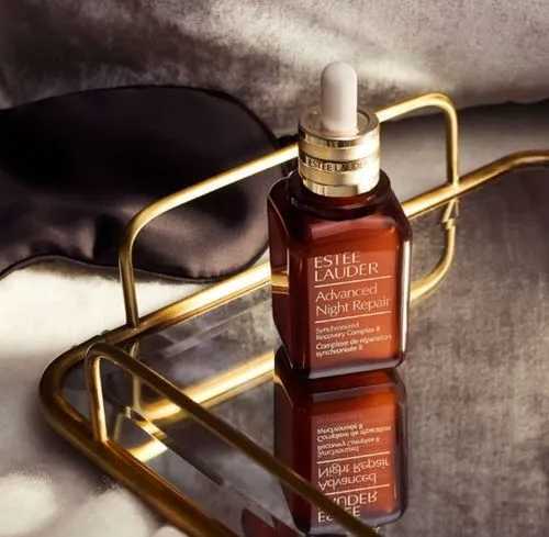 雅诗兰黛小棕瓶精华好用吗 雅诗兰黛小棕瓶精华好用吗