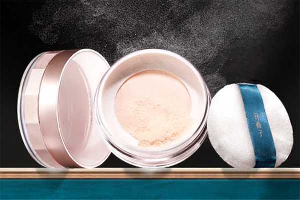 花西子空气蜜粉怎么样 花西子空气蜜粉是散粉吗