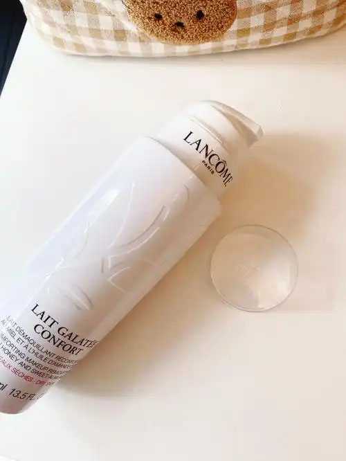 使用精华乳有危害吗