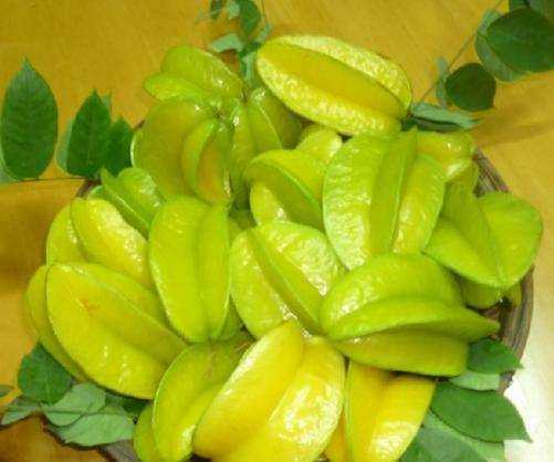 “长期化妆”和“长期素颜”，5年后皮肤有什么区别？