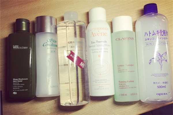 化妆水是什么?化妆水的正确使用方法 化妆水是什么?化妆水的正确使用方法