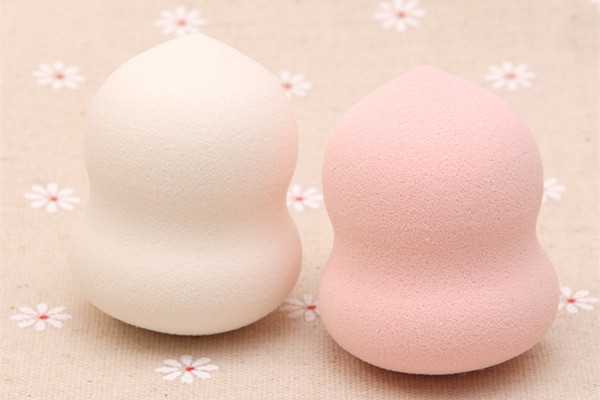 美妆蛋有霉点还能用吗 美妆蛋有霉点还能用吗