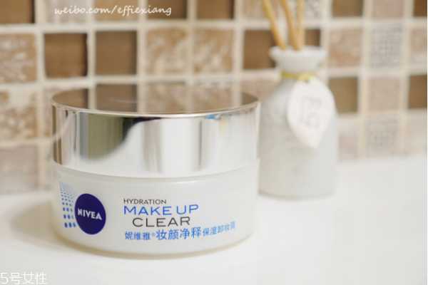 妮维雅卸妆膏怎么用