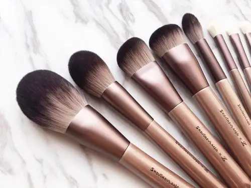 粉底刷会不会堵塞毛孔