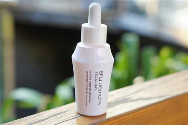 植村秀晶萃溢采肌底液的功效 植村秀晶萃溢采肌底液适合什么年龄 植村秀晶萃溢采肌底液的功效 植村秀晶萃溢采肌底液适合什么年龄