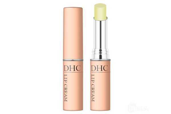 润唇膏是干什么的 润唇膏是不是口红