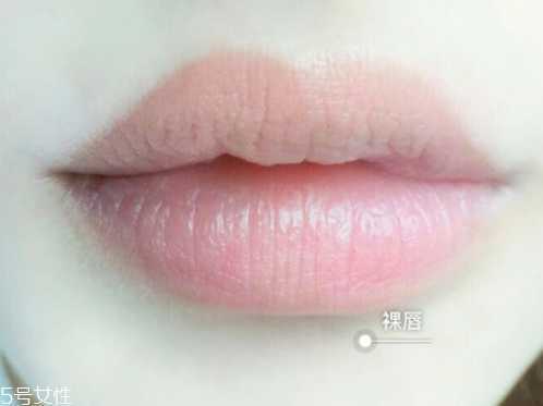 水光唇釉适合什么妆容？