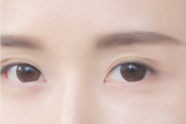 国字脸适合什么眉形？适合国字脸的眉毛有什么特点