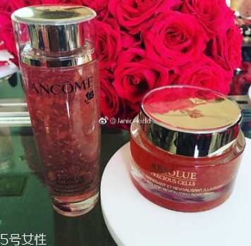 兰蔻玫瑰花瓣水适合肤质年龄