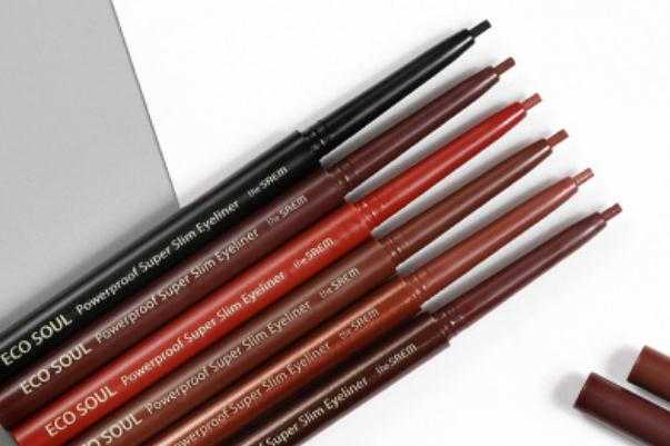 眼线胶笔和眼线液笔有什么不一样的吗 眼线胶笔和眼线液笔有什么不一样的吗