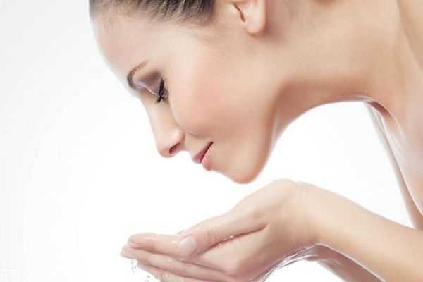 又油又干是什么肤质