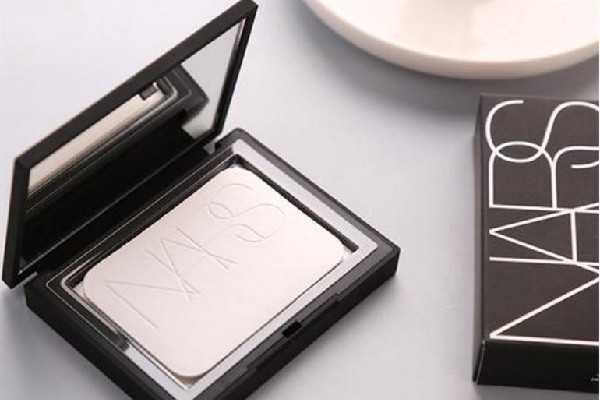 nars粉饼可以用来补妆吗 nars粉饼可以用来补妆吗