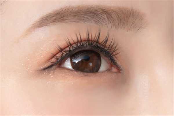 假睫毛可以清洗吗？正确步骤是什么？