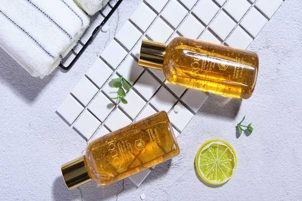 沐浴露如何选择？沐浴露和磨砂膏有什么区别