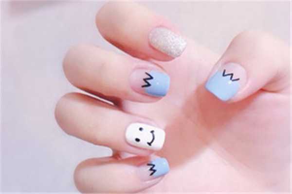 贴甲片指甲还会长吗 贴甲片指甲还会长吗