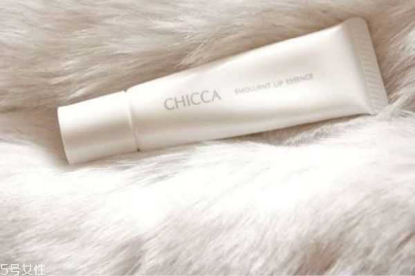 混合性皮肤适合用什么洗面奶