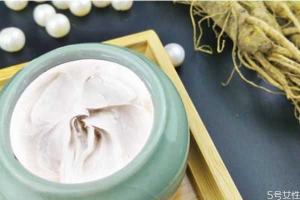 珍珠膏和冻干粉能放在一起使用吗?珍珠膏和珍珠霜区别 珍珠膏和冻干粉能放在一起使用吗?珍珠膏和珍珠霜区别
