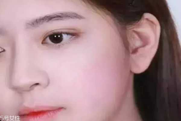 圆脸如何画眉毛?圆脸画眉毛教程 圆脸如何画眉毛?圆脸画眉毛教程