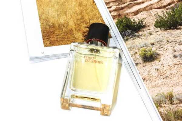 男生约会喷什么香水好?男生喷什么香水有魅力 男生约会喷什么香水好?男生喷什么香水有魅力