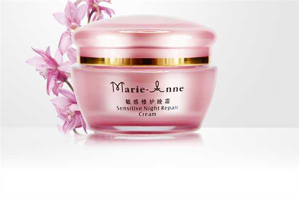 晚霜可以直接涂抹于面部吗？晚霜怎么使用效果最好