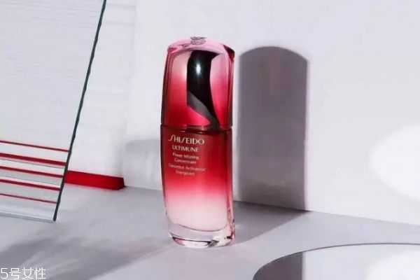 精华怎么叠加使用顺序