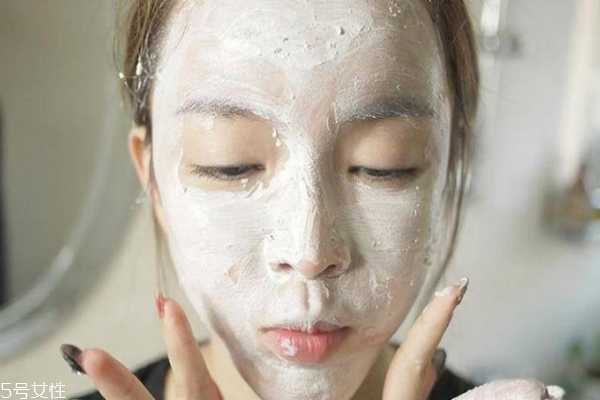 泡泡清洁面膜的原理