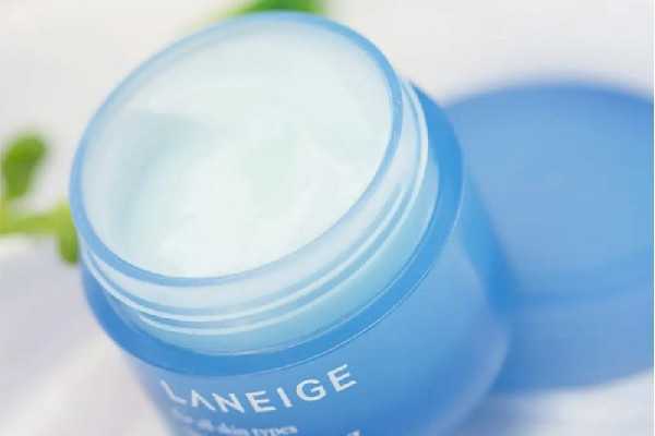 补水面膜敷在脸上刺痛是什么原因 补水面膜敷在脸上刺痛是什么原因