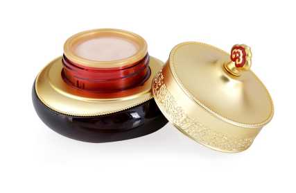 眼霜可以去除黑眼圈吗 眼霜去黑眼圈有用吗