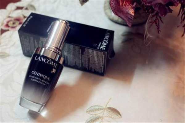 混油皮适合的护肤品 混油皮适合的护肤品