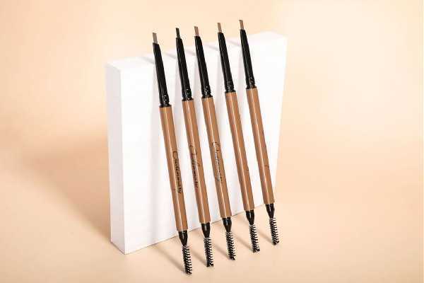 眉笔卸妆只用洗面奶可以吗 眉笔卸妆只用洗面奶可以吗