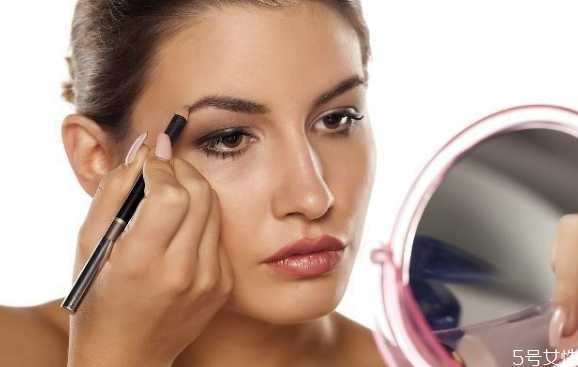 眉笔保质期一般是多久?眉笔过期了还能用吗 眉笔保质期一般是多久?眉笔过期了还能用吗