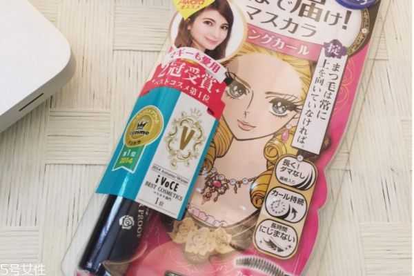 kiss me睫毛膏纤长好还是浓密好